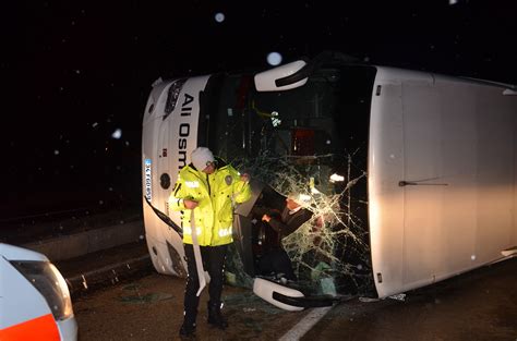 Kastamonu’da yolcu otobüsü devrildi: Altı can kaybı